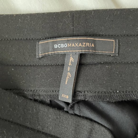 BCBG Joggers - Picture 3 of 4
